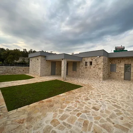 Ag.Stone.Home Isthmia Exterior photo